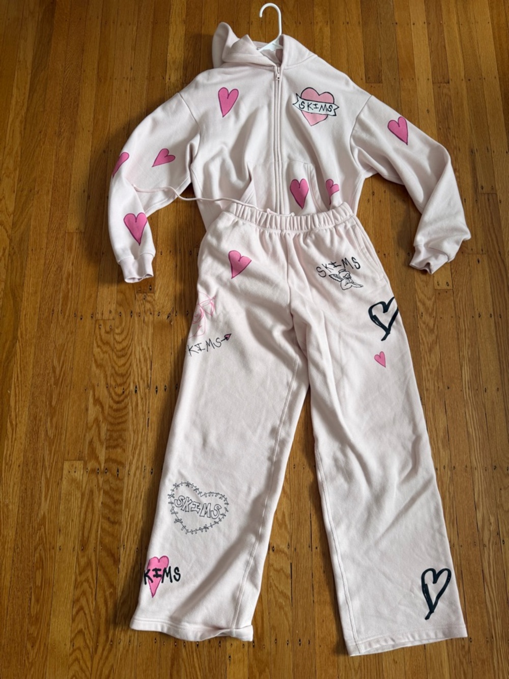 Skims Valentine sweatsuit